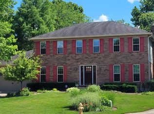 7457 Kingstonhill Ct, Cincinnati, OH 45255
