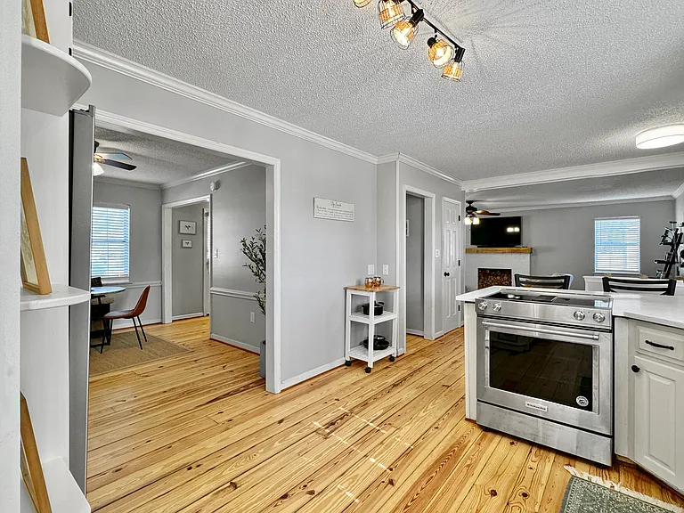 7900 Elderberry Cir — Photo 9
