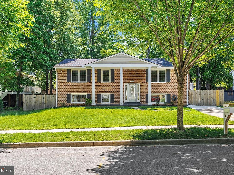 1st image of 5807 Parkway Dr