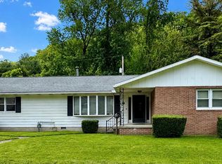 122 Saint Charles St, Nelsonville, OH 45764