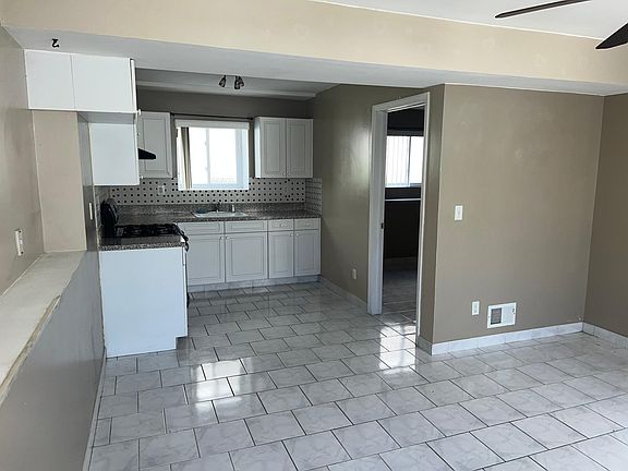 4th image of 16 Case Ave Floor 1