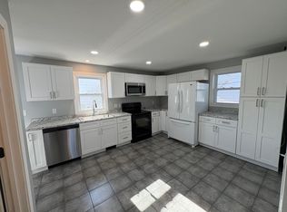 255 NW Elm St, Elkhart, IA 50073