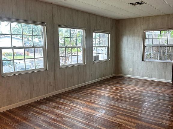 5th image of 12 Charro Court