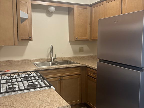 4th image of 8750 W Mill Rd #31