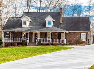 611 Peace Haven Rd, Kannapolis, NC 28083