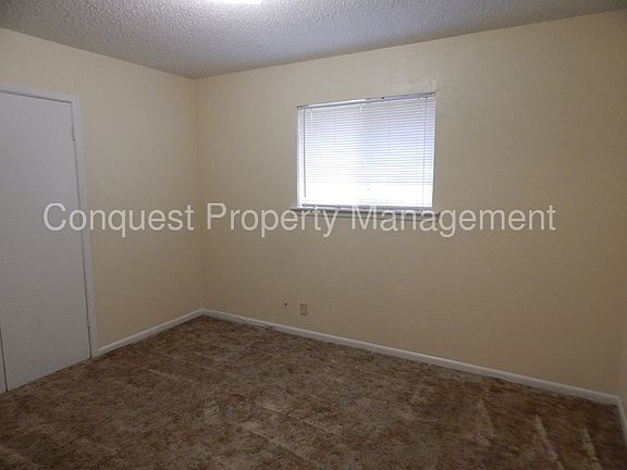 5th image of 4718 Edinburgh Dr