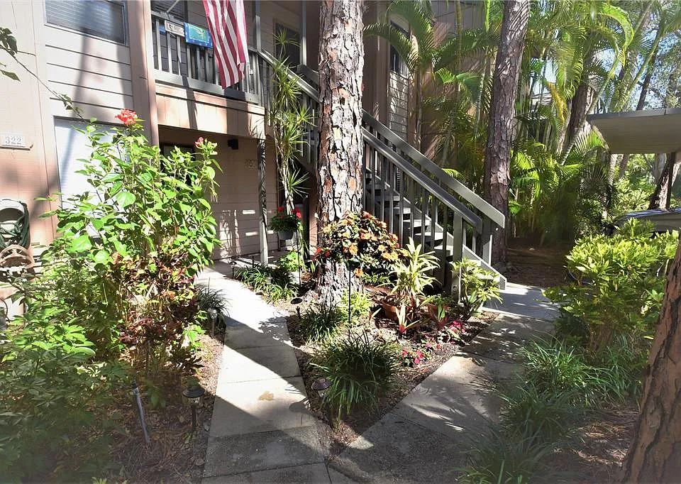1716 Glenhouse Dr #GL323