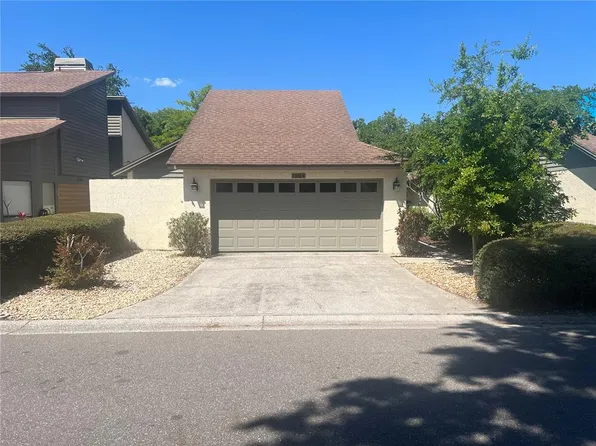 13704 Lazy Oak Dr, Tampa, FL 33613