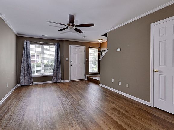 3rd image of 4307 Eleanors Way