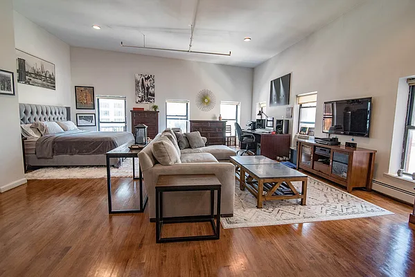 Rented by Compass | media 1