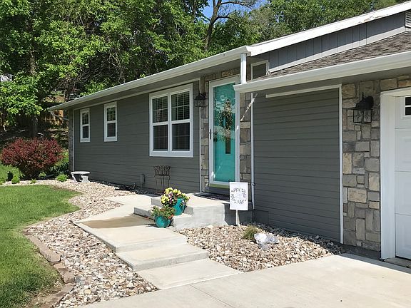 3rd image of 3754 SE 200th St
