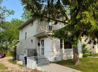 985 East Ave, Akron, OH 44307