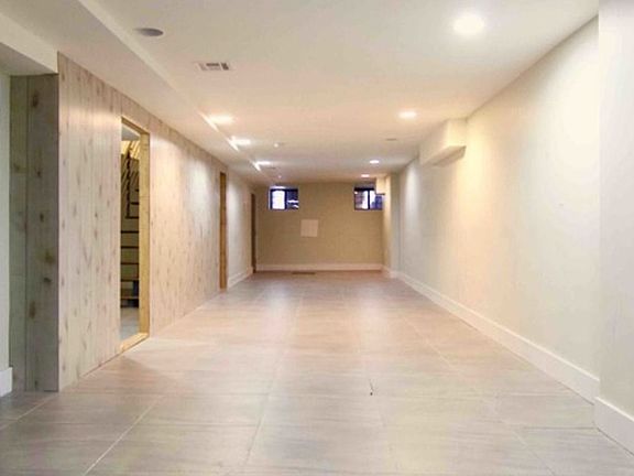 4th image of 358 Palmetto St #1F