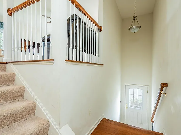 6250 Galleon Dr — Photo 8