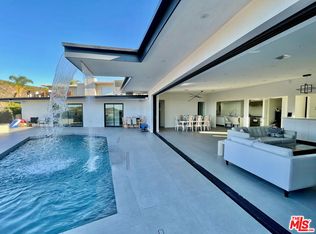 1393 Casiano Rd, Los Angeles, CA 90049