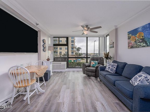 3rd image of 1909 S Atlantic Ave #202