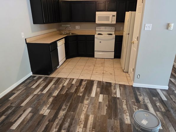 7526 Hazelcrest Dr APT F