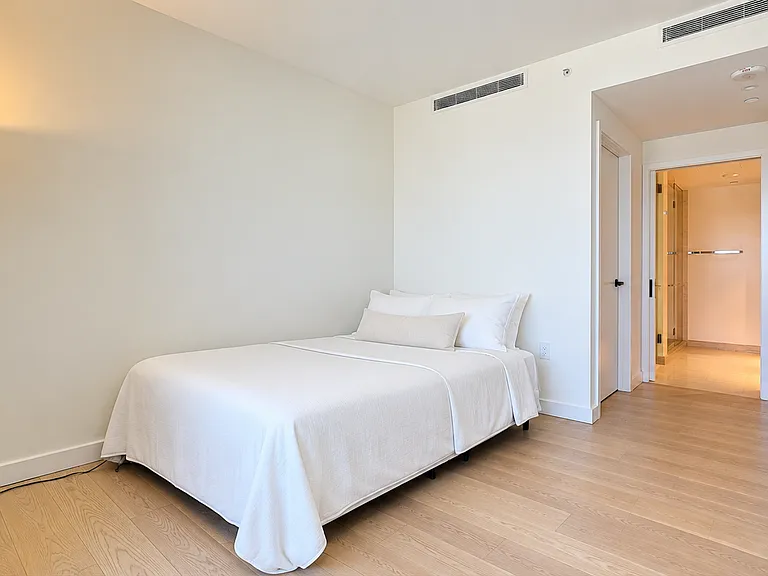 1100 Ala Moana Blvd #2703 — Photo 10