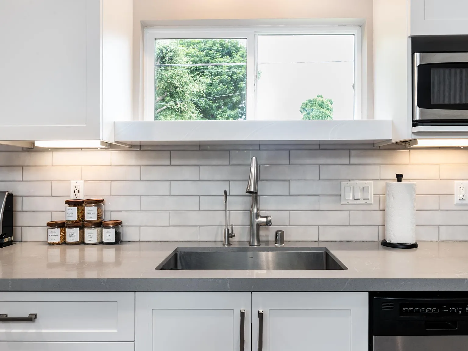 1 bed, 615 sqft, $2,500 — Photo 4