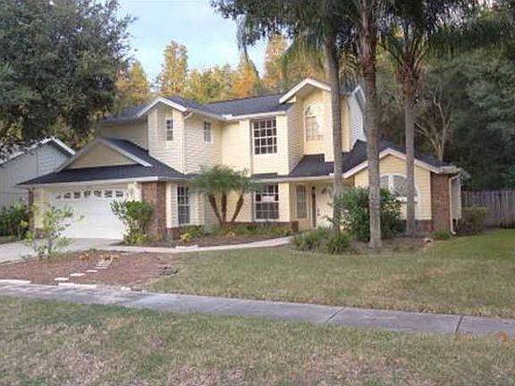 2nd image of 15817 Hampton Village Dr