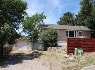 218 7th Ave, Newcastle, WY 82701