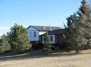 9217 Powderhouse Rd, Cheyenne, WY 82009