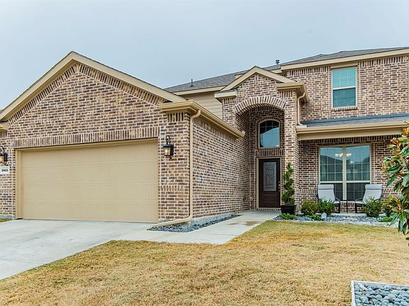 2nd image of 3821 Bastrop St