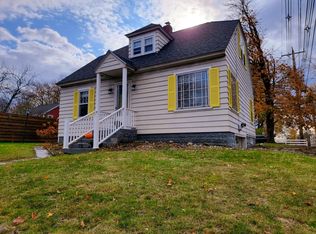 9 Gorge Rd, Colchester, VT 05446