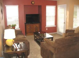 602 Diamond Dr, Newtown, PA 18940