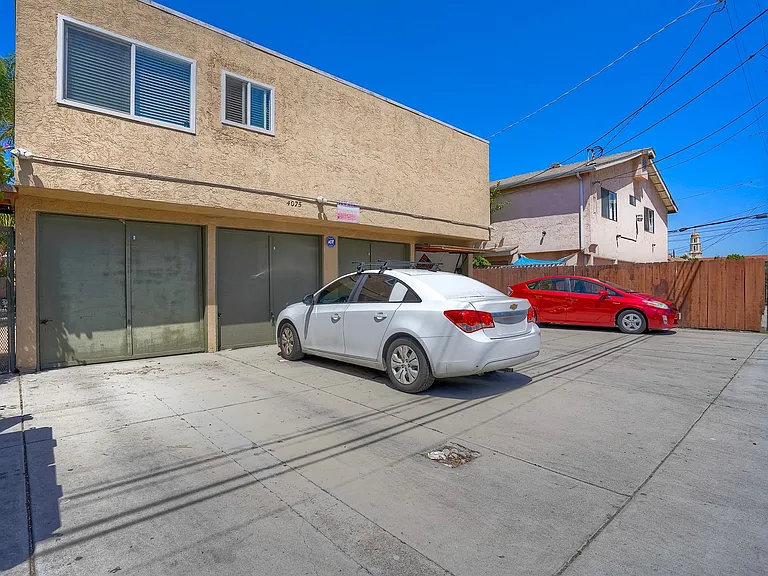 4075 Marlborough Ave — Photo 17