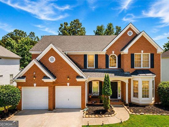 698 Deer Lake Trl, Stone Mountain, GA 30087