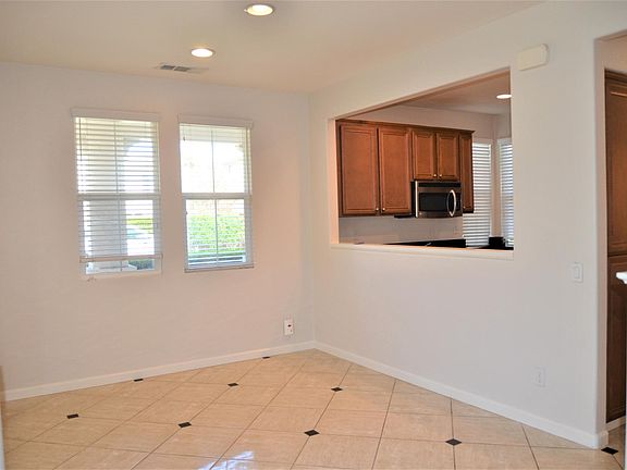 5th image of 10442 Duxbury Ln Unit 24