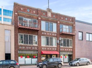 414 W 1st St APT 3A, Duluth, MN 55802