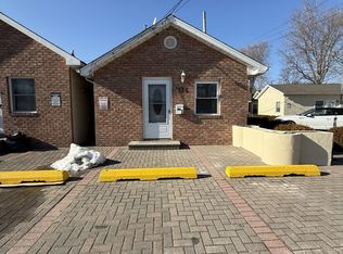 355 Bayville Ave APT 1, Bayville, NY 11709