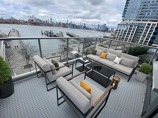 Rented by Corcoran | media 21