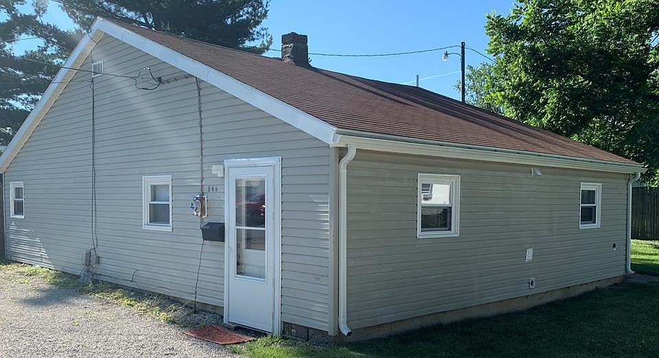 1st image of 428 Wallace Ave