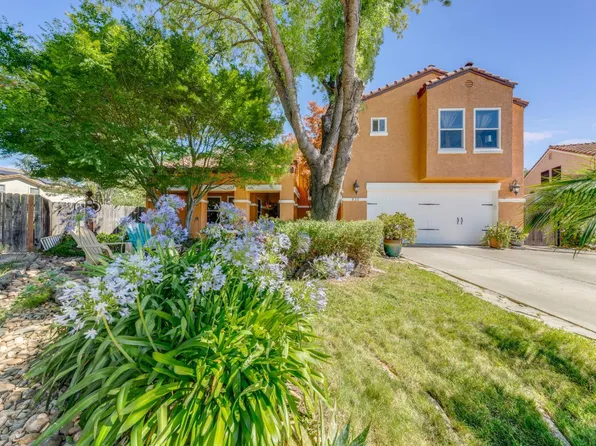 832 Arabian Cir, Vacaville, CA 95687
