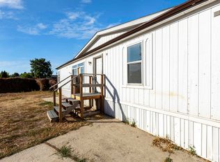 30 Rose Cir, Meridian, ID 83642