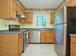 2710 N South Rd-a8 Rt 9 #A8, Poughkeepsie, NY 12601