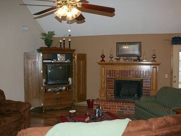 4th image of 934 Taylor Ave NW