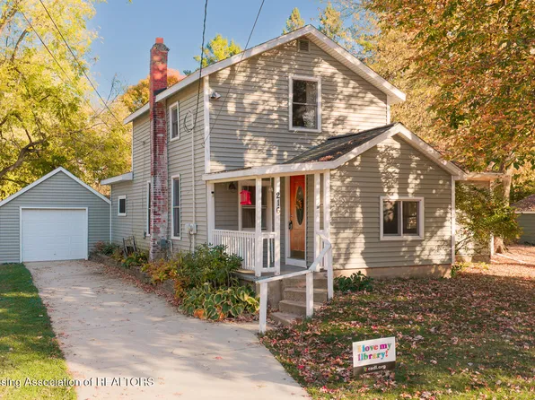 216 N Rogers St, Mason, MI 48854