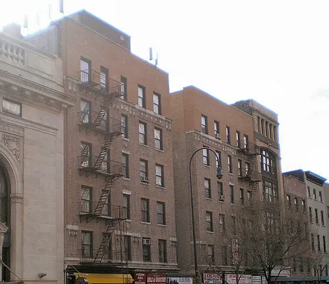 Rented by City Connections Realty | media 15