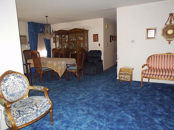 3rd image of 460 Beach 125th St