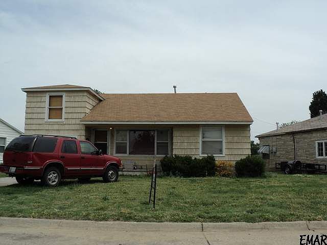 1st image of 1725 N Meadowbrook Dr