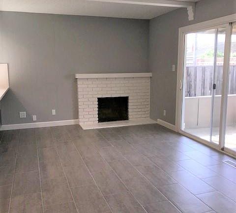 4th image of 2491 Briarwood Dr
