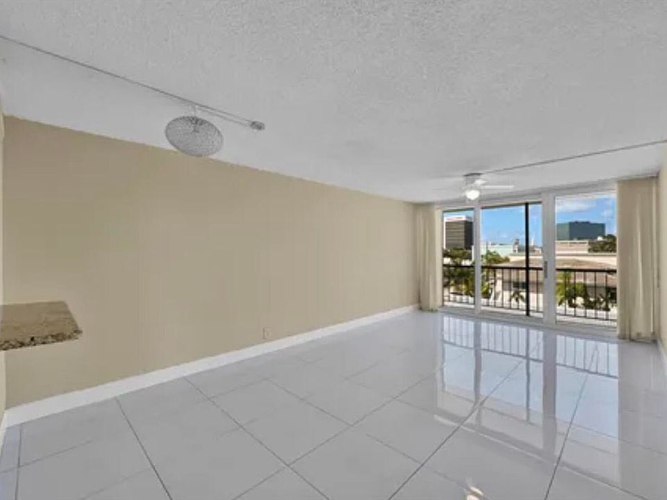 1st image of 4501 NE 21st Avenue #412