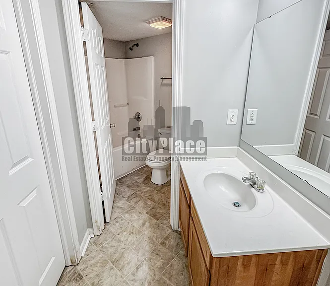 2946 Carson Dr — Photo 11