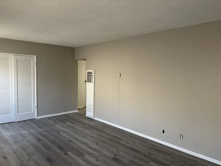636 Hardin Dr #4 — Photo 21