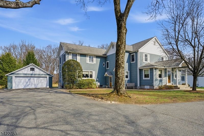1st image of 92 Mount Hope Rd