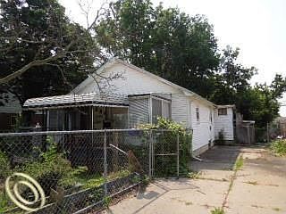 1st image of 961 Madison St